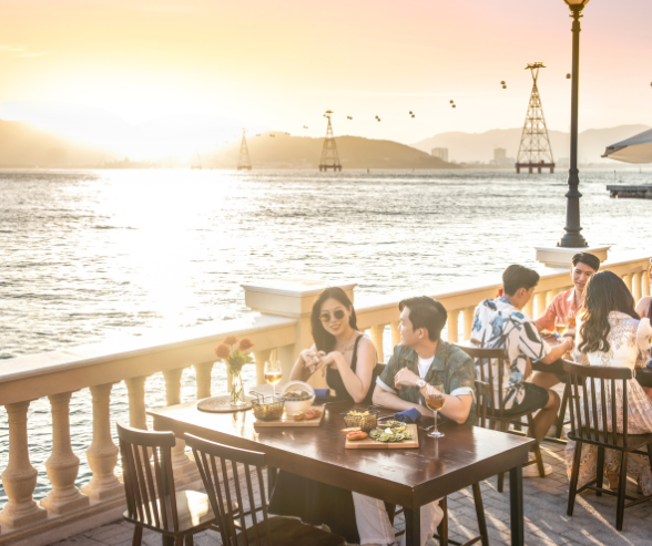 Hẹn hò trong ánh hoàng hôn Phú Quốc