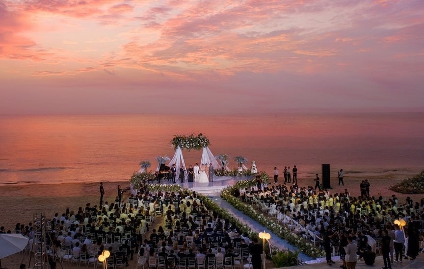 A beachfront wedding at Vinpearl Phu Quoc