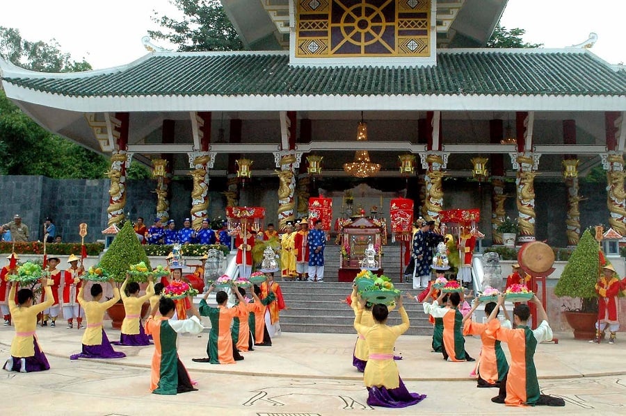 Ba Chua Xu Temple