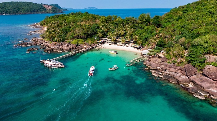Best islands to visit in April
