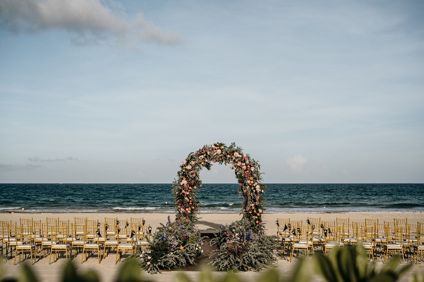 Come to Cam Ranh for a stunning Vietnam destination wedding