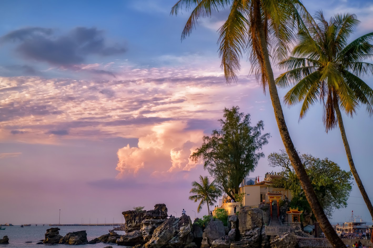 Dinh Cau Beach near Ba Keo