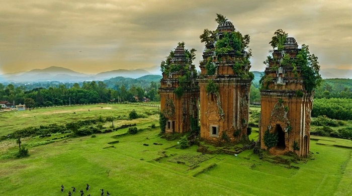 Duong Long Cham Temple