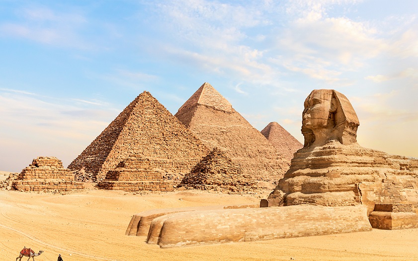 Explore the timeless Pyramids of Giza with fewer crowds in January