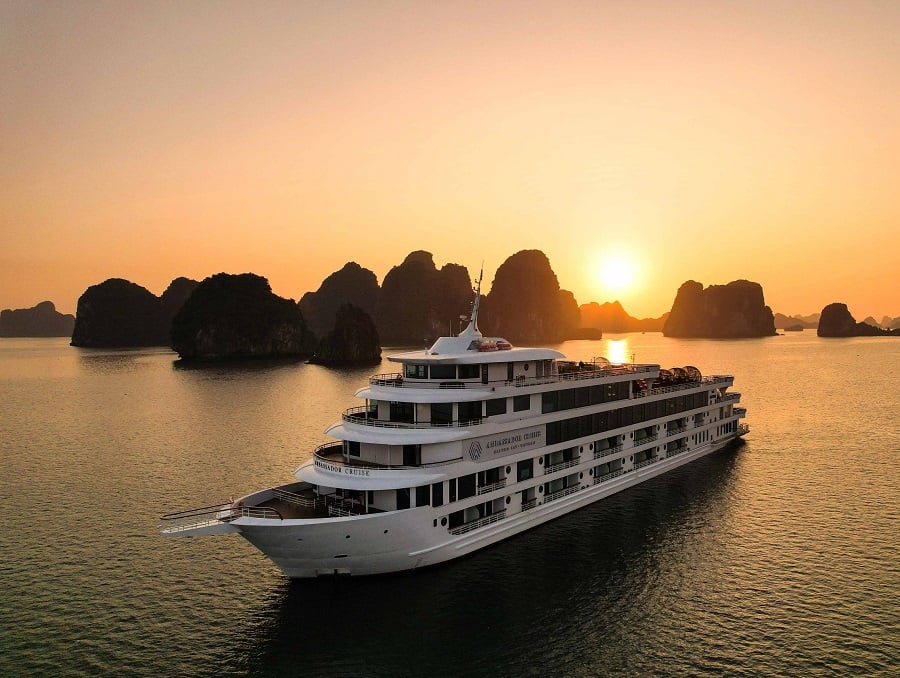 Halong Bay overnight cruises