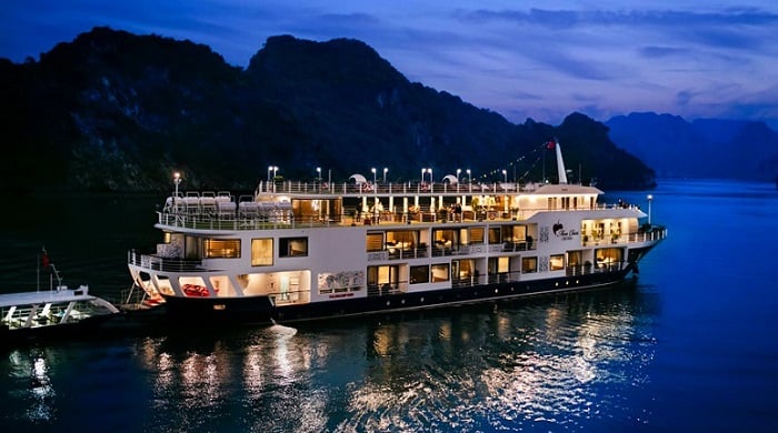 Ha Long Bay overnight cruises