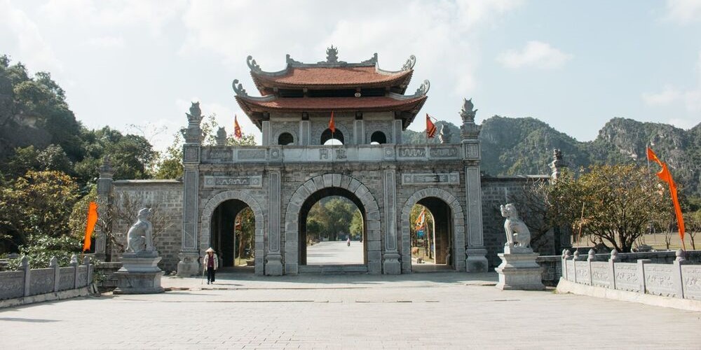 History enthusiasts should not miss Hoa Lu Ancient Capital