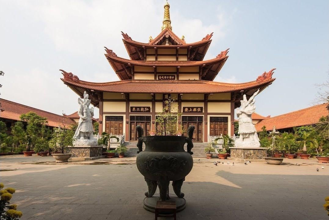 Hue Nghiem Pagoda is a must-see in Binh Tan District