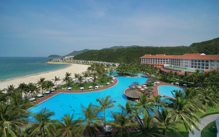 khach san co be boi nha trang 100
