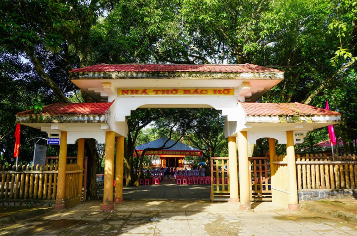 Nhà thờ Bác Hồ Phú Yên