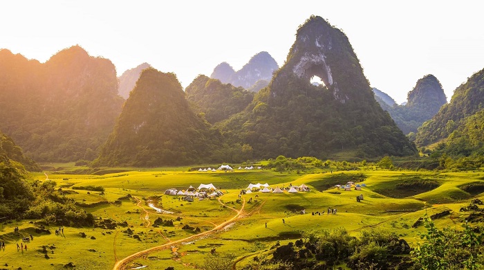 Nui Thung Mountain