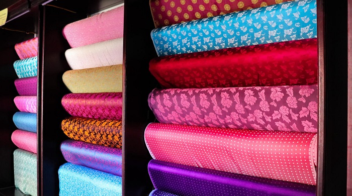 Silk Vietnam souvenirs