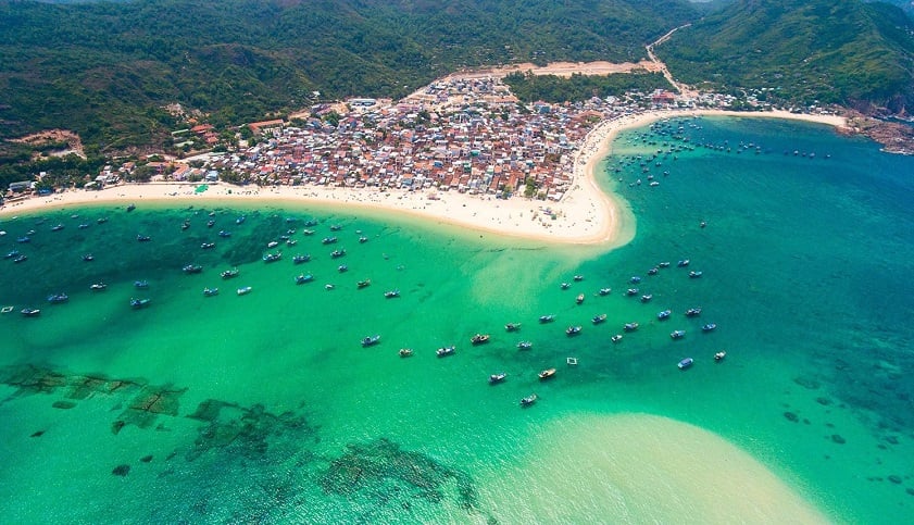 Vietnam beach holiday