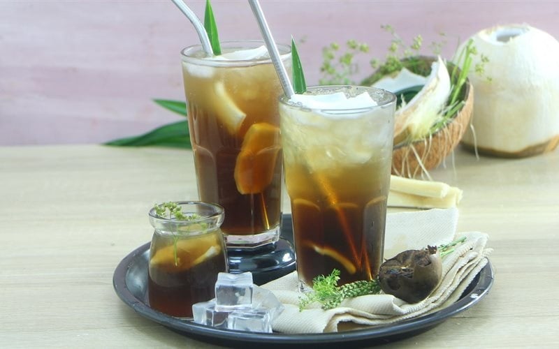 Vietnamese coconut juice