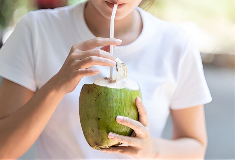 Vietnamese coconut juice