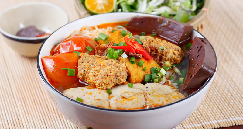 Vietnamese crab noodle soup
