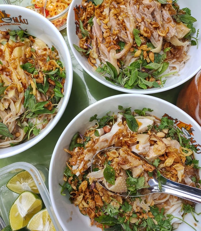 Vietnamese dry noodles