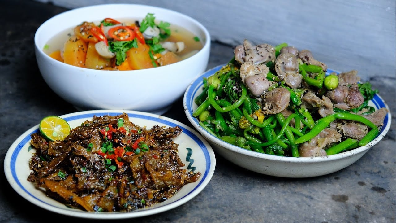 Vietnamese family dinners