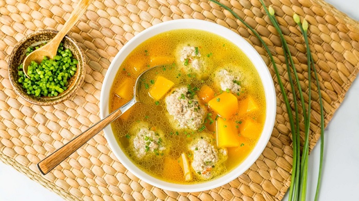 Vietnamese meatballs