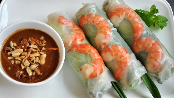 Vietnamese shrimp rolls