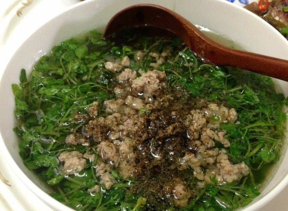 Vietnamese vegetable soups