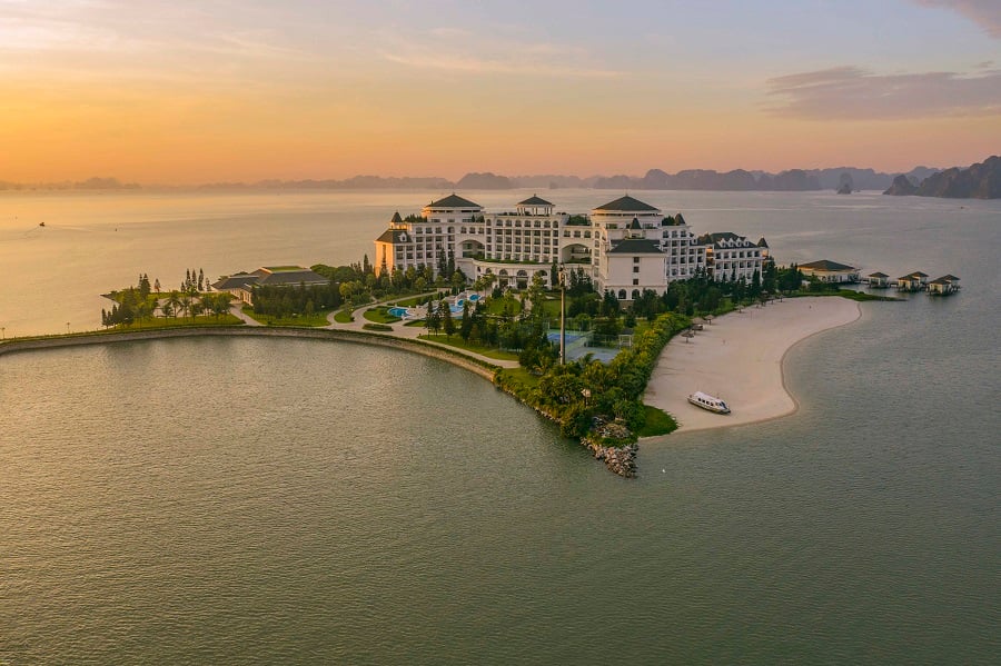 Vinpearl Resort & Spa Ha Long offers unique bayfront views