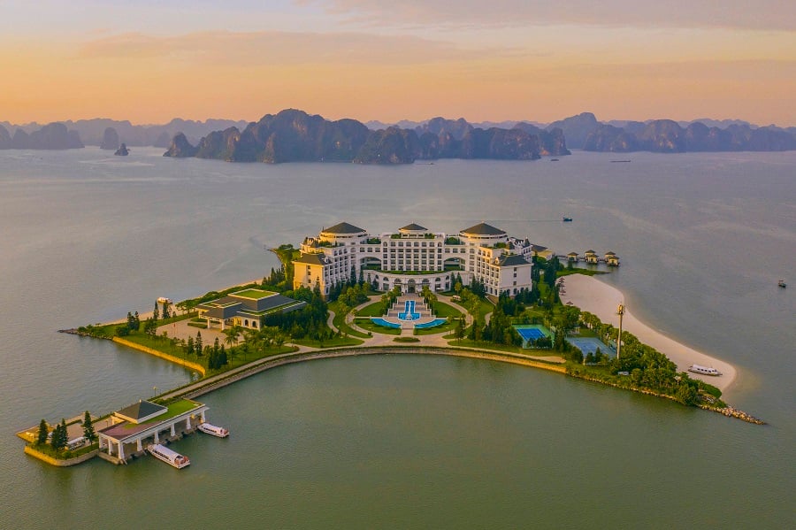 where to stay in Ha Long Bay