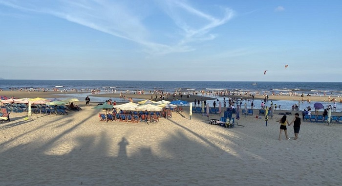 Back Beach