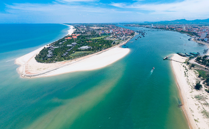 bãi biển lớn đẹp tuyệt vời nhất Việt Nam