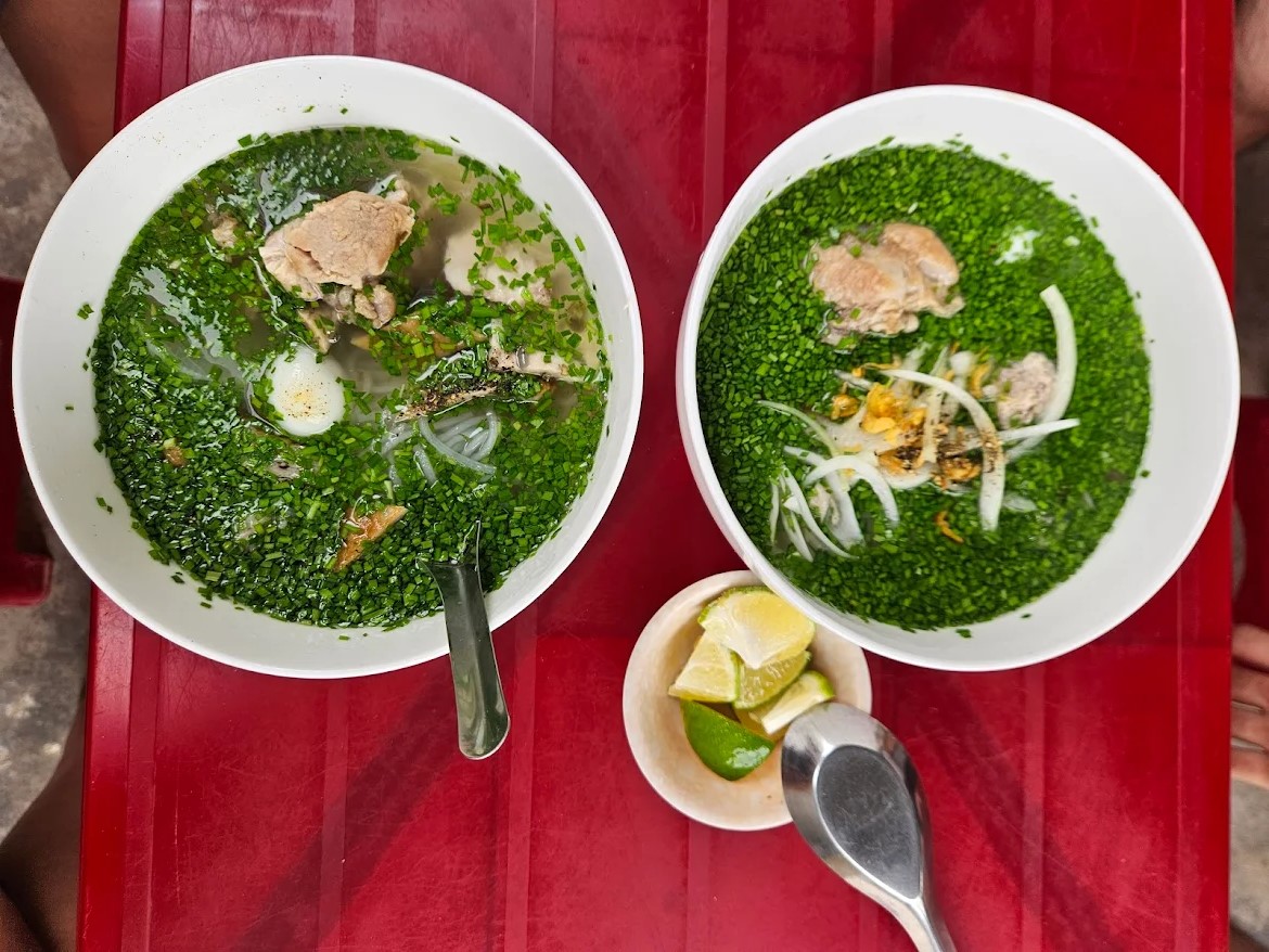 Bánh canh hẹ cô Hai Phú Yên