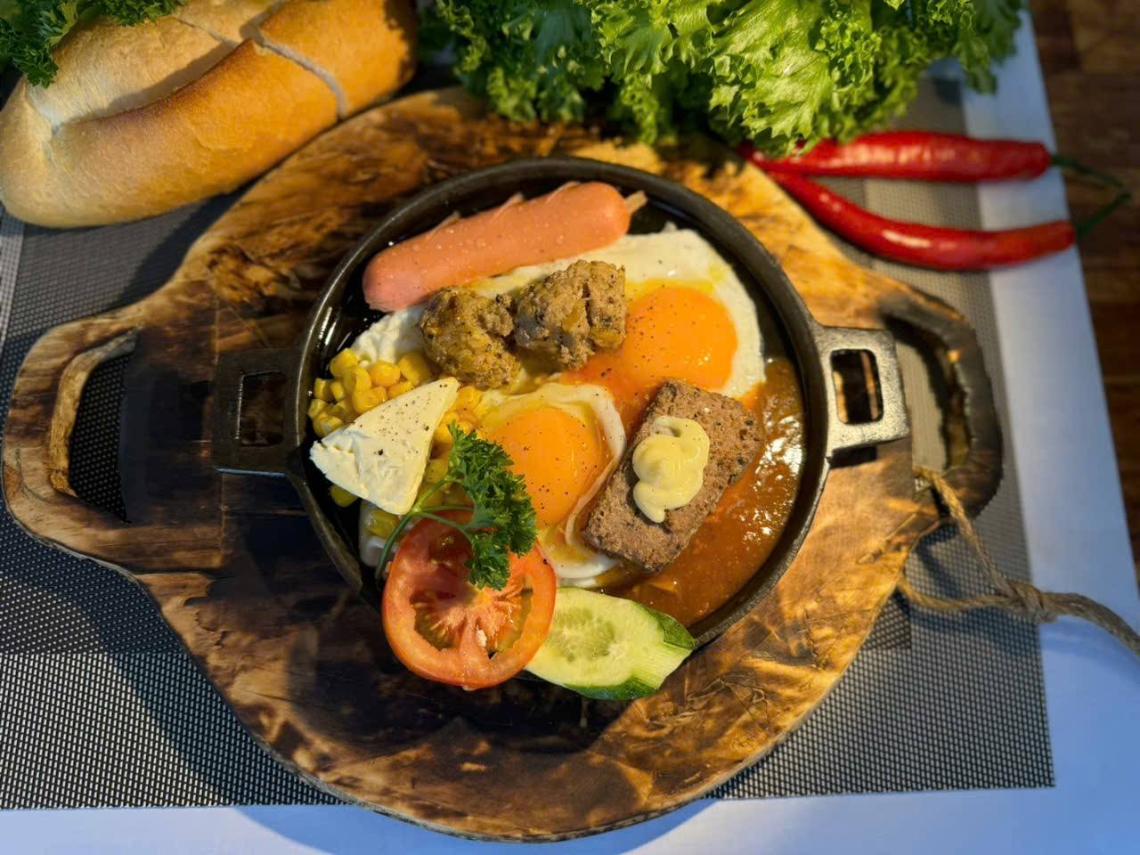 bánh mì chảo Đà Lạt