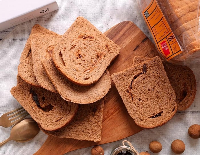 Nha in bread