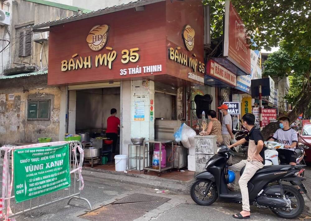 Bánh mì sốt vang Hà Nội