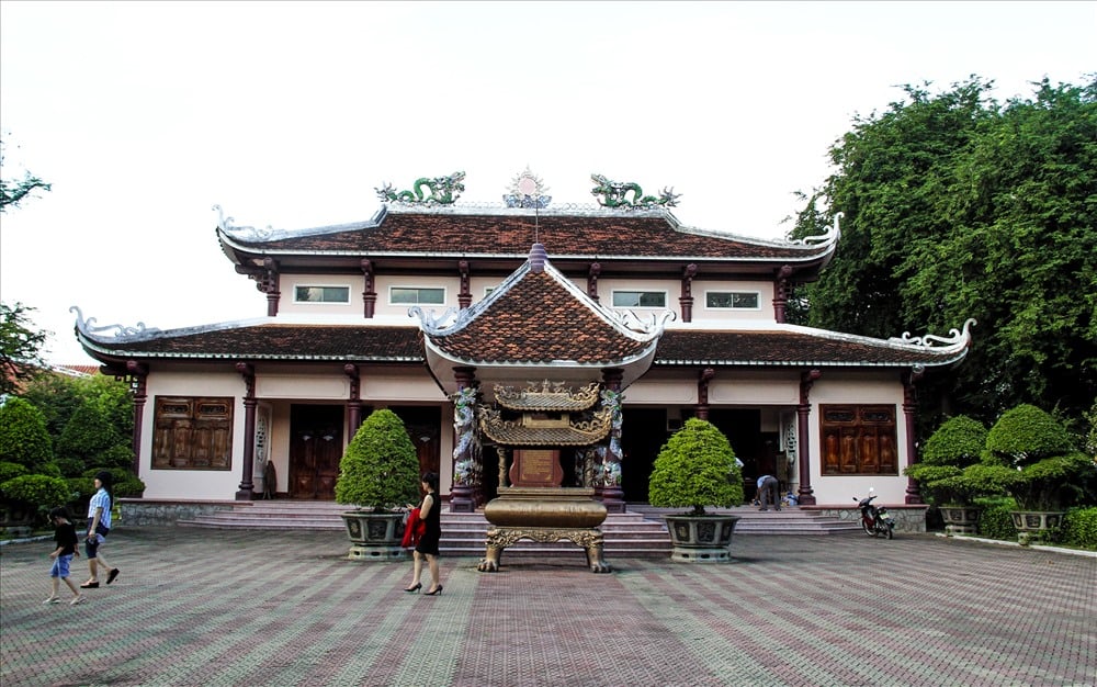 Điện thờ Tây Sơn Tam Kiệt