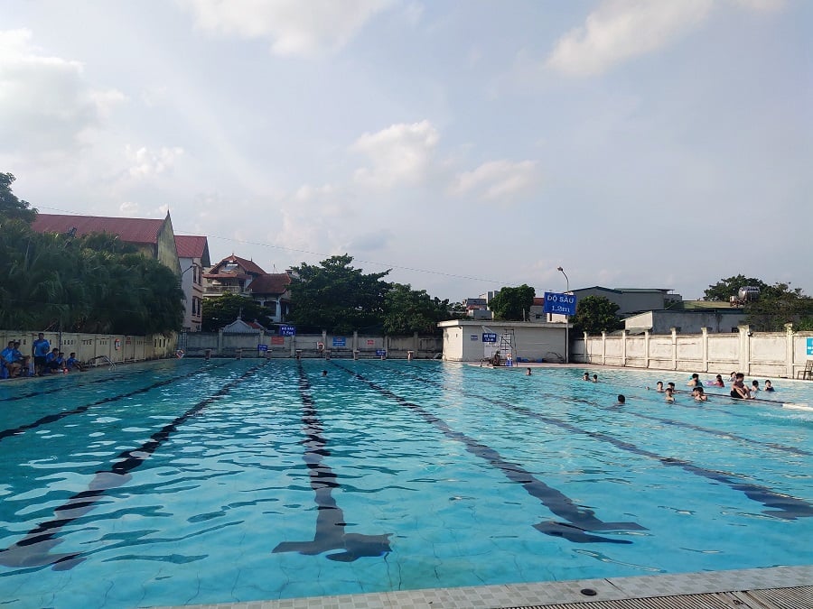 bể bơi Hà Đông
