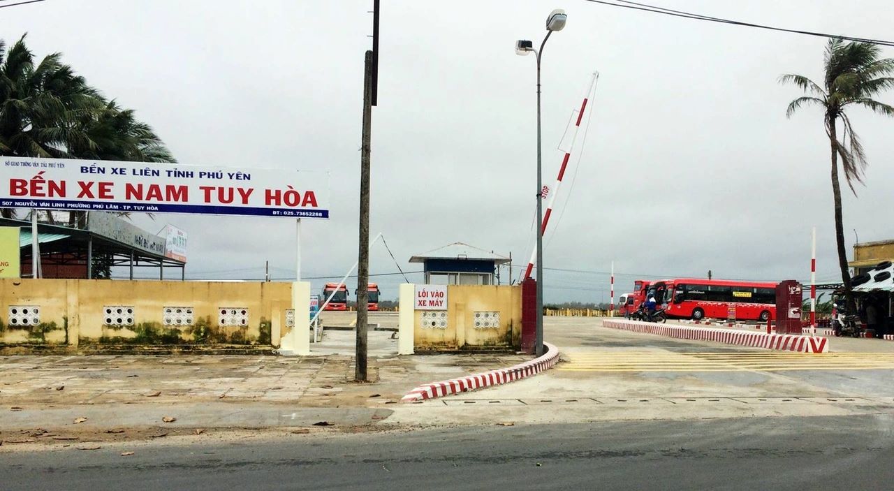 Bến xe Nam Tuy Hòa