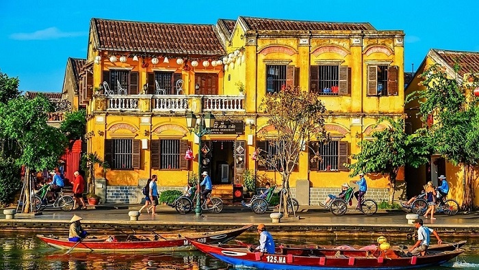 best places to visit in spring