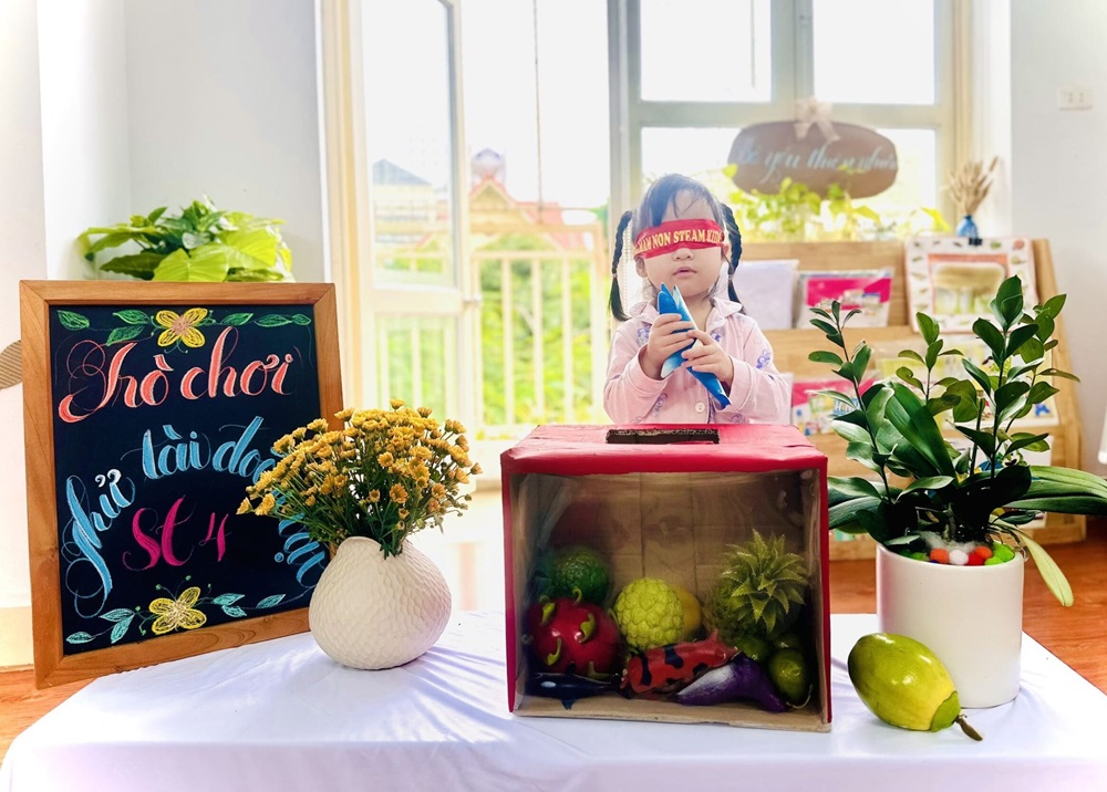 Bịt mắt đoán đồ vật