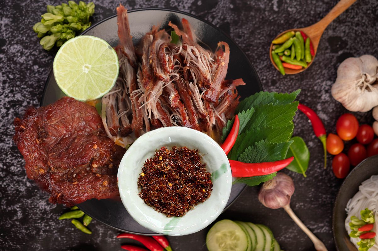 Bò 1 nắng chấm muối kiến 