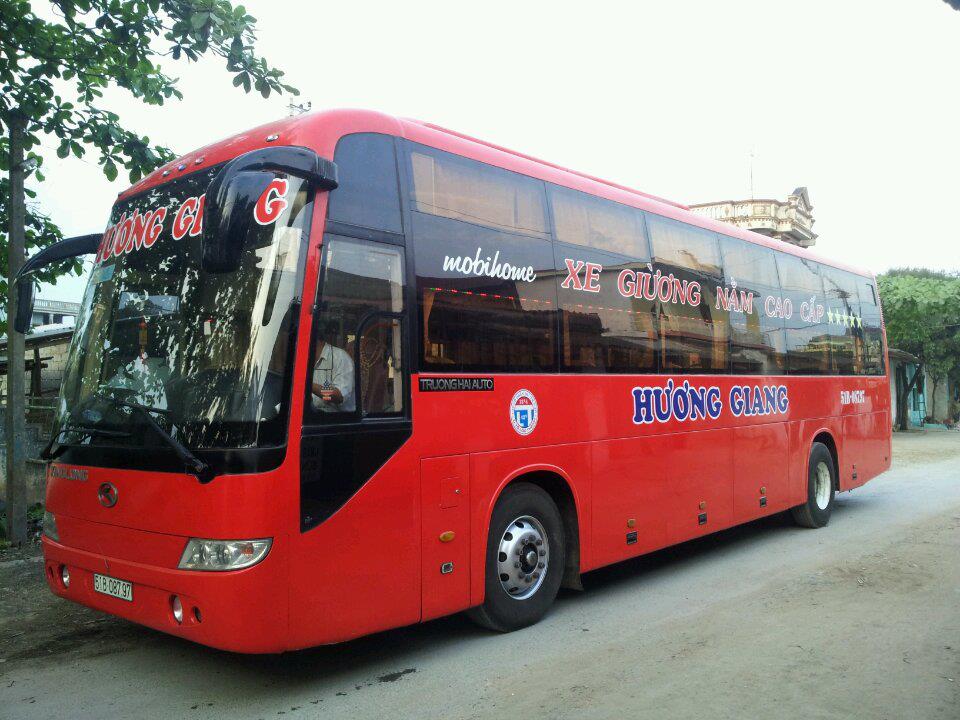 Bus from Da Nang to Hue
