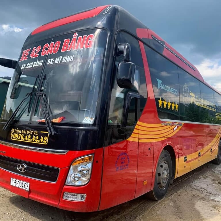 Bus to Hanoi