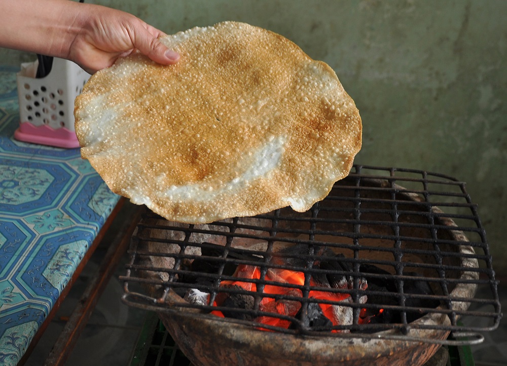 cách ăn bánh tráng Phú Yên