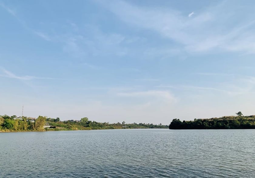 Cảnh sắc thiên nhiên tại hồ Nam Phương