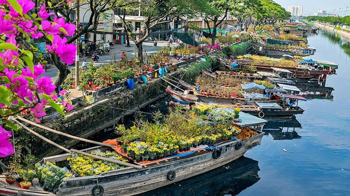 Điểm danh 10 chợ hoa Sài Gòn đẹp say đắm lòng người