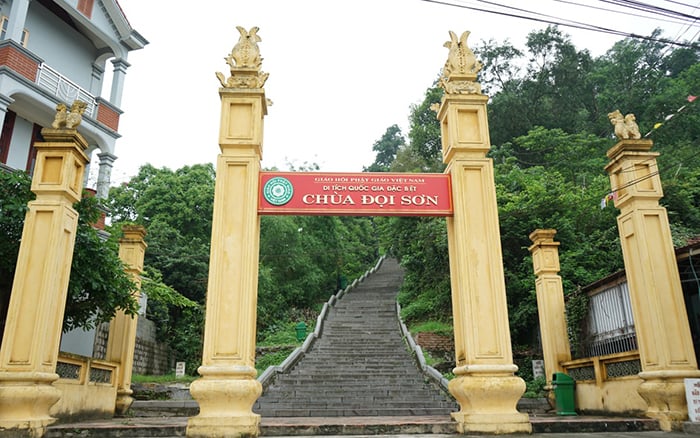 chùa Long Đọi Sơn 