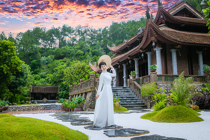 Du xuân vãn cảnh chùa đẹp gần Sài Gòn  VIETRAVEL