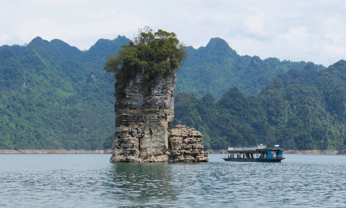 Cọc đá Vài Phạ