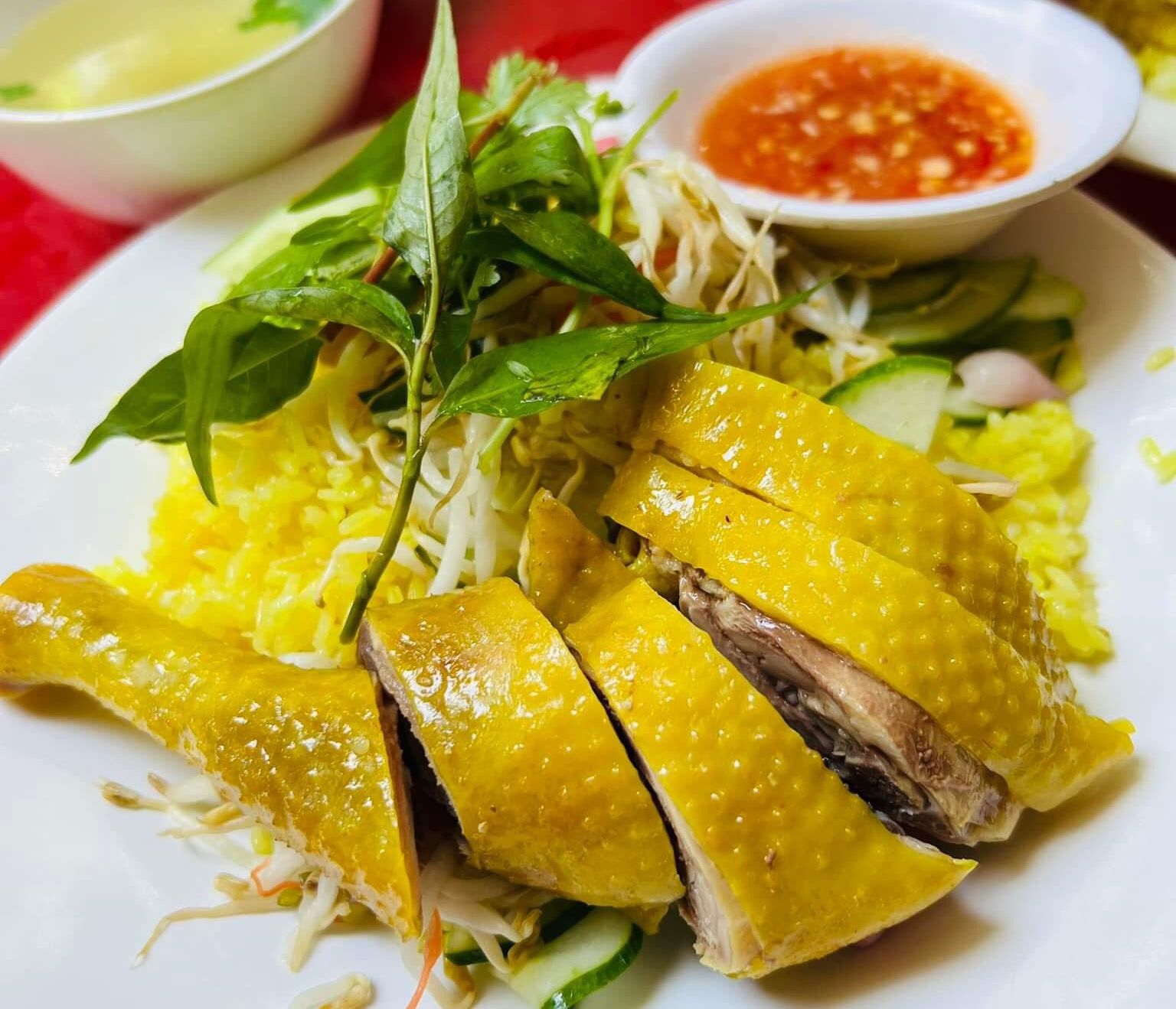 Cơm gà Tuyết Nhung