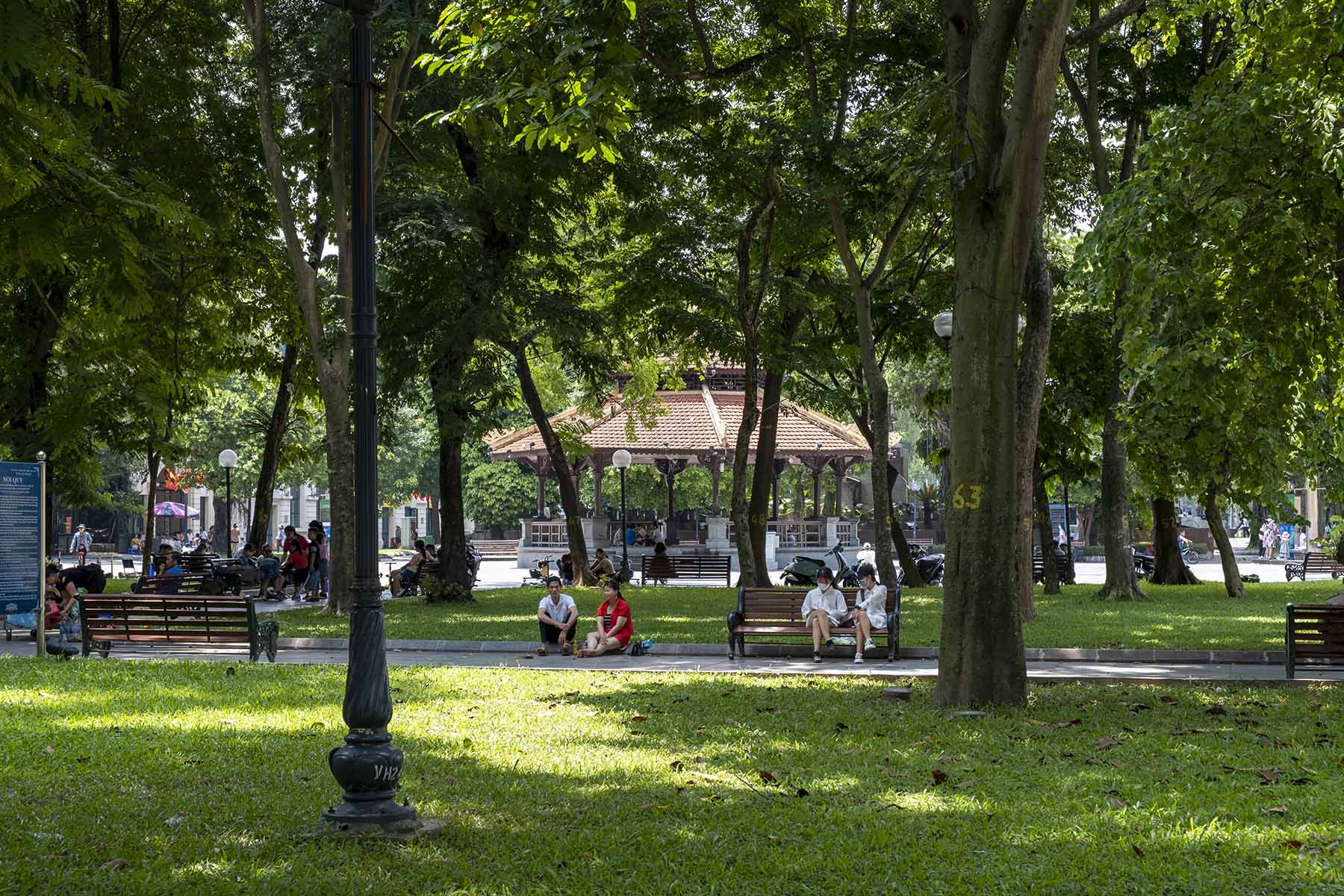 Công viên ở Hà Nội