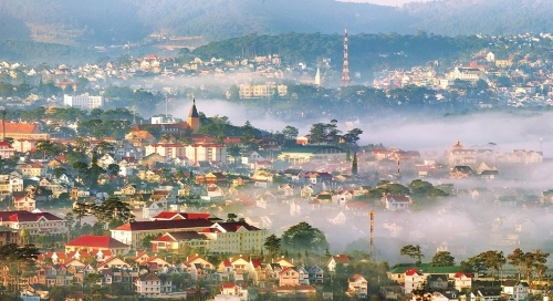 Đà Lạt nằm trên cao nguyên nào